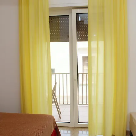 Del Mare Bed & Breakfast 3*
