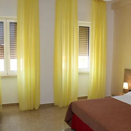 Bed & Breakfast Suitedelmare 3*